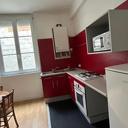 Doutre-2e Etage *